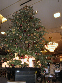 2007年帝国ホテルのクリスマスツリー
