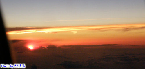 高知からの帰りの飛行機から見た夕陽
