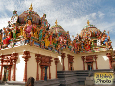 スリ・マリアマン寺院（Sri Mariamman Temple)