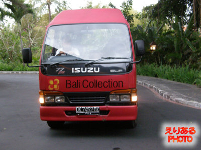 バリコレクション（Bali Collection)送迎バス