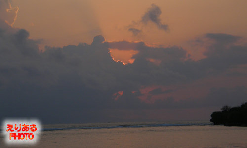 バリ島の朝陽、３日目