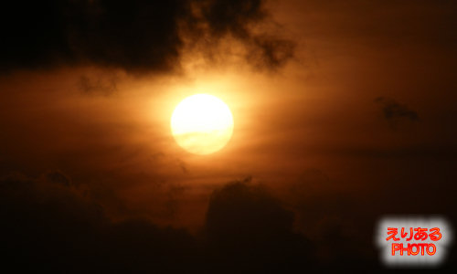 バリ島での朝陽