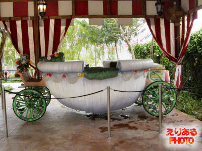 シュレックの馬車＠ユニバーサル・スタジオ・シンガポール（Universal Studios Singapore）
