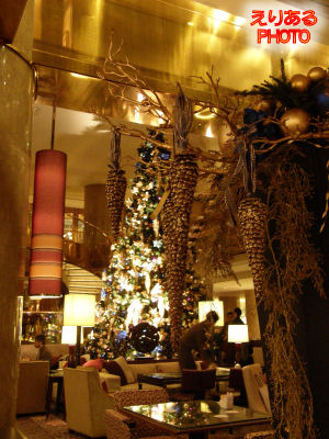 2011年ヒルトン東京のクリスマスツリー