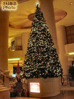 2013年ホテル日航東京のクリスマスツリー