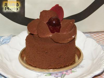 チョコレートとチェリーのケーキ＠アンリ・シャルパンティエ