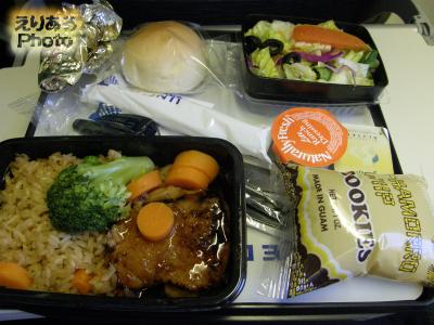 ユナイテッド航空UA873便機内食