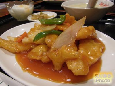 日替定食の白身魚の甘酢炒め＠阿里城SUNAMO店