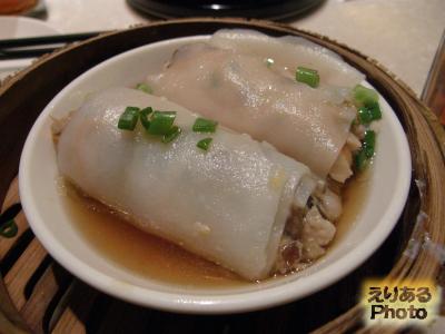 Steamed Rice Roll with Shredded Chicken@CRYSTAL JADE KITCHEN, singapore