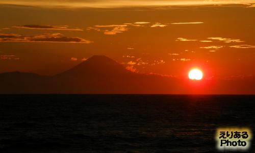 海の日の館山北条海岸からの夕陽