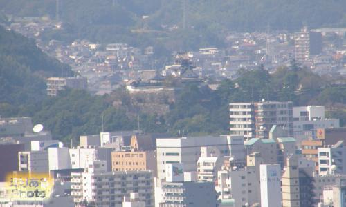 五台山展望台から高知城方面を望む