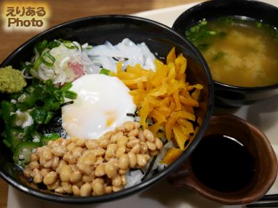 ばくだん丼と青のり汁@LIVE FOOD MARKET（ライブフードマーケット） ヨドバシAKIBA店
