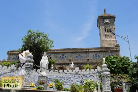 ニャチャン大聖堂 (Nha Tho Nui)