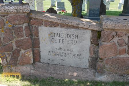 Cavendish Cemetery（共同墓地）